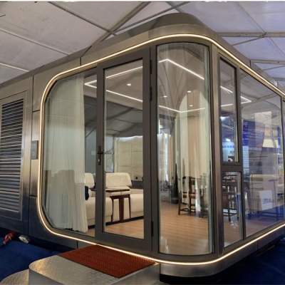 菠萝成人网站星舱